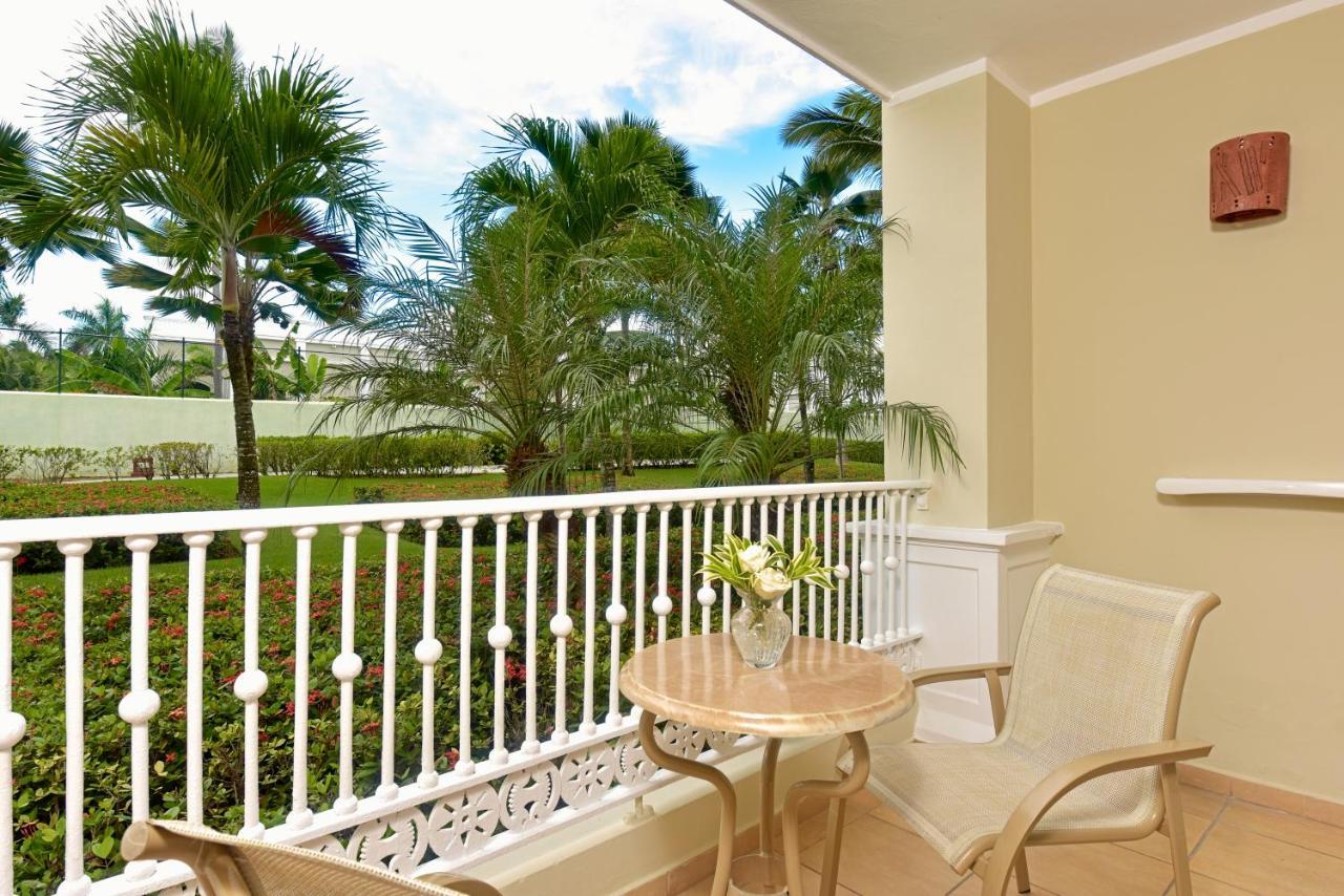 Iberostar Waves Punta Cana Exterior foto